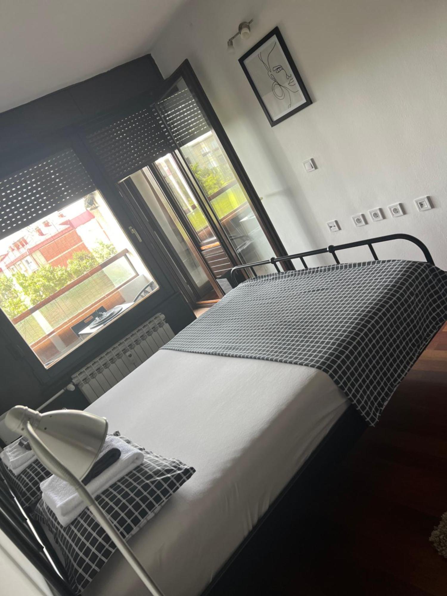 Rita Apartment-Free Parking&Wifi 萨格勒布 外观 照片